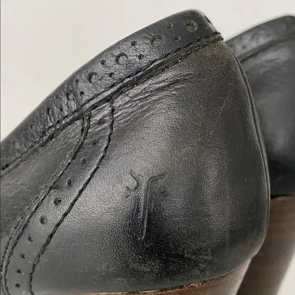 Frye Black Leather High Chunky Heeled Loafers Embossed Logo
sz 8 Academia Preppy - Picture 3 of 12